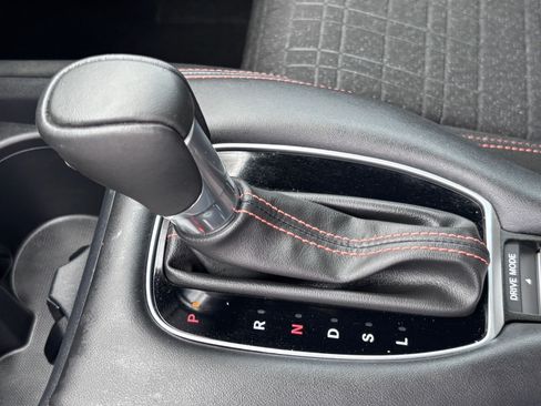 Certified 2024 Honda HR-V Sport image 32