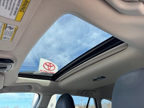 Used 2020 Subaru Outback Limited XT image 32