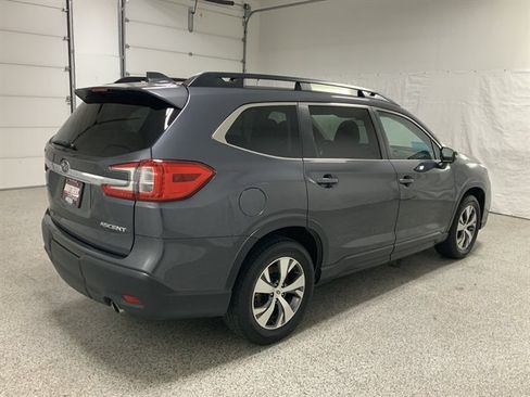 Used 2023 Subaru Ascent Premium AWD/4WD image 5