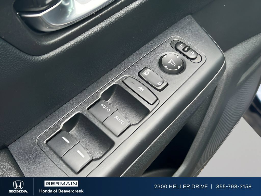 Used 2025 Honda CR-V Sport image 15