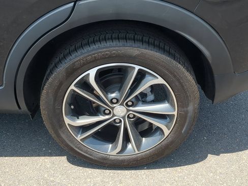 Certified 2023 Buick Encore GX Select AWD/4WD image 30