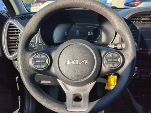 Used 2024 Kia Soul LX w/ Option Group 015 image 29