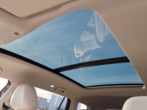 New 2026 Volkswagen Atlas SE image 11