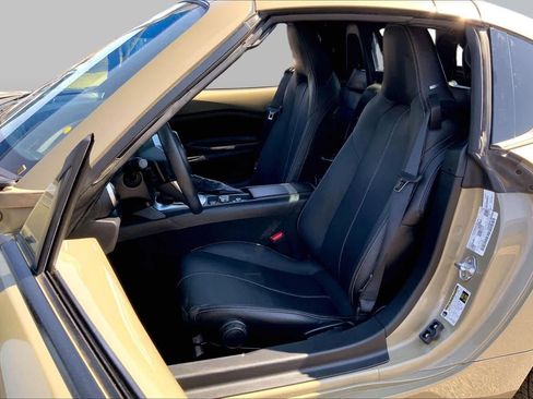 Used 2023 MAZDA MX-5 Miata Grand Touring RWD image 8
