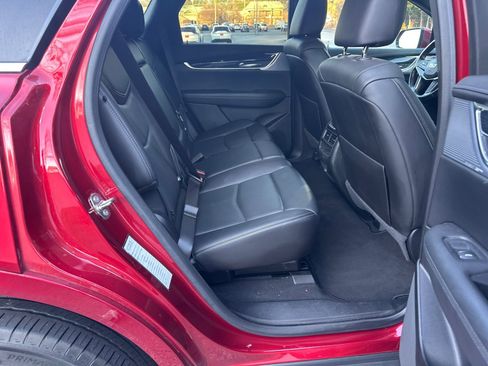Used 2024 Cadillac XT5 Premium Luxury image 15