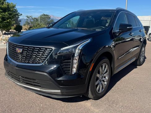 Used 2021 Cadillac XT4 Premium Luxury w/ Cold Weather Package AWD/4WD image 3
