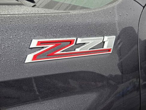 Used 2024 Chevrolet Silverado 2500 Custom w/ Custom Value Package image 10