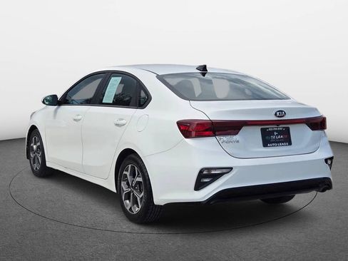 Used 2021 Kia Forte LXS FWD image 5