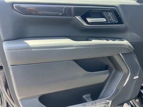 New 2026 GMC Yukon XL Elevation RWD image 16