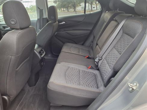 Used 2018 Chevrolet Equinox LT image 9