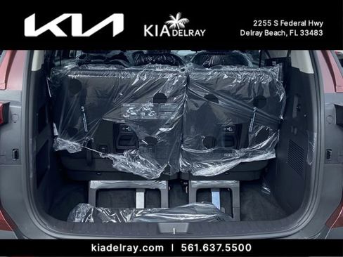 New 2026 Kia Carnival LXS FWD image 8