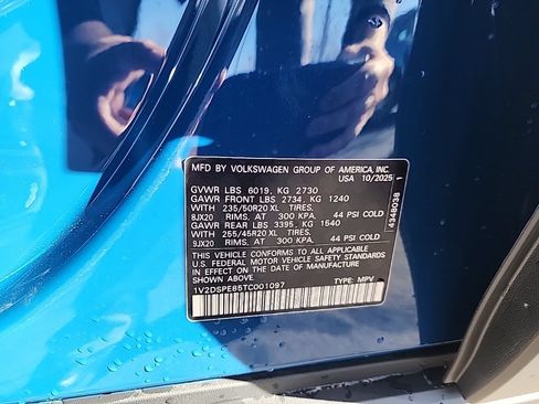 New 2026 Volkswagen ID.4 Pro AWD/4WD image 25