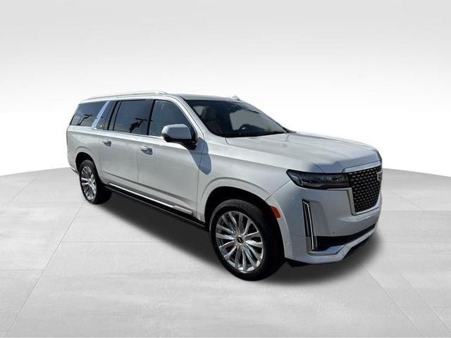 Used 2024 Cadillac Escalade ESV Premium Luxury w/ Performance Package AWD/4WD image 3