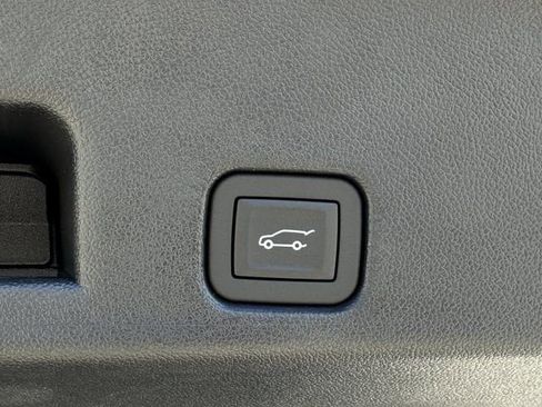 New 2025 Chevrolet Traverse LT w/ Enhanced Driving Package image 27