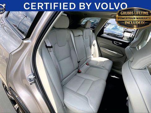 Used 2025 Volvo XC60 B5 Ultra AWD/4WD image 35