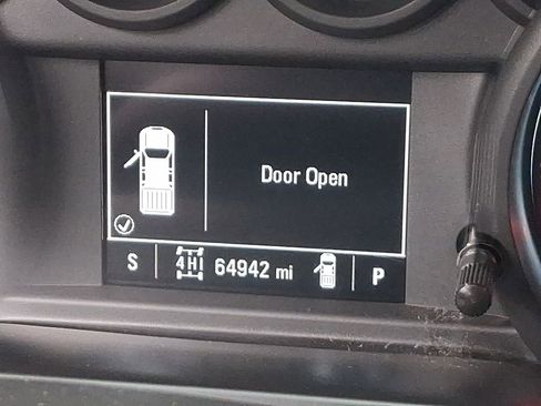 Used 2020 Chevrolet Silverado 1500 Custom w/ Custom Value Package image 20