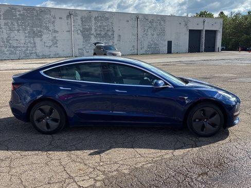 Used 2020 Tesla Model 3 Standard Range Plus RWD image 4