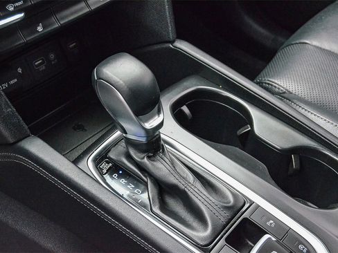 Used 2020 Hyundai Santa Fe SEL image 20