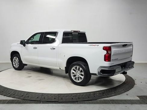Used 2021 Chevrolet Silverado 1500 LTZ AWD/4WD image 5
