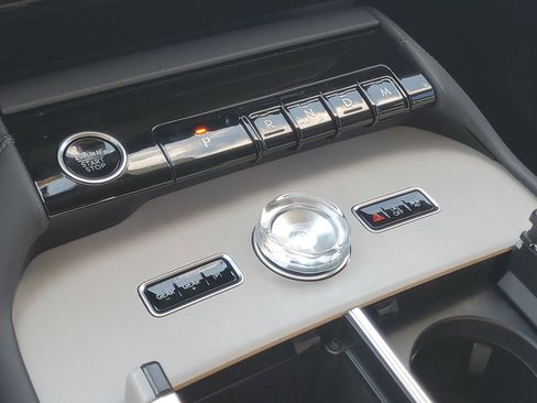 New 2026 Lincoln Navigator L Reserve AWD/4WD image 25