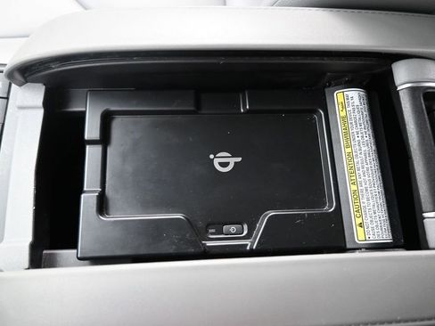 Used 2021 Toyota Highlander XLE image 37