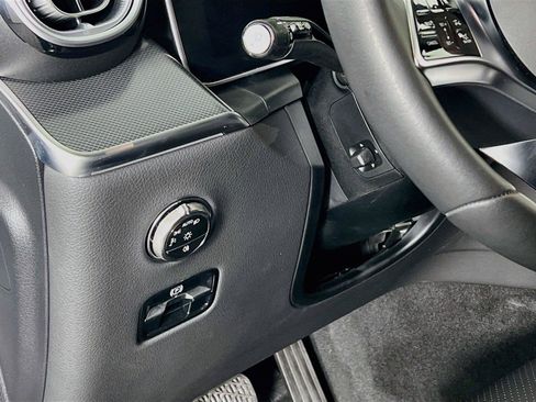 Certified 2026 Mercedes-Benz GLC 300 4MATIC image 11