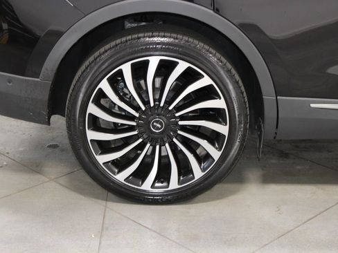 Used 2023 Lincoln Nautilus Black Label w/ Cargo Utility Package image 14