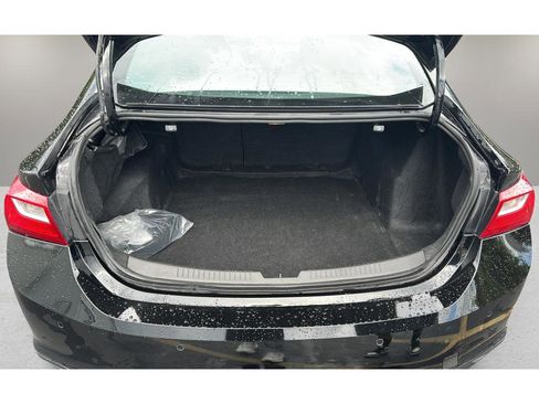 Used 2025 Chevrolet Malibu LT FWD image 17