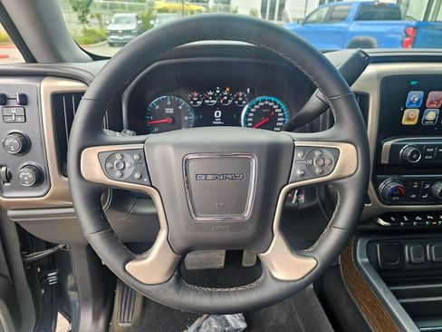 Used 2018 GMC Sierra 1500 Denali AWD/4WD image 25