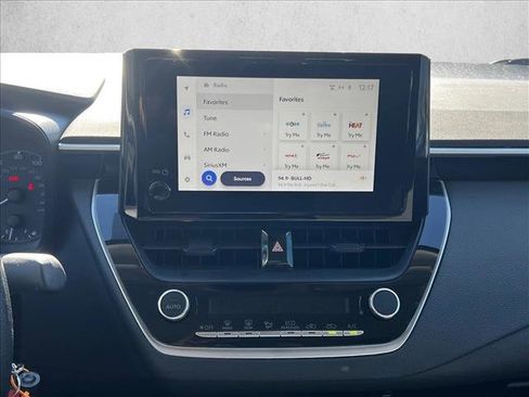 Used 2024 Toyota Corolla LE image 13