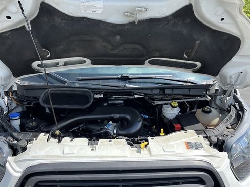 Used 2018 Ford Transit 150 XL RWD image 14