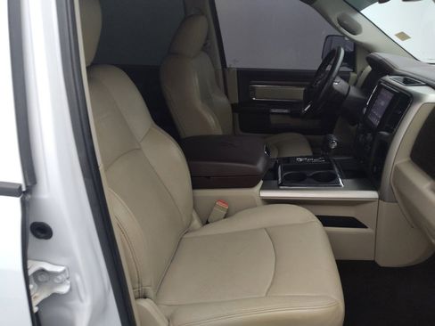 Used 2013 RAM 1500 Laramie w/ Convenience Group RWD image 21