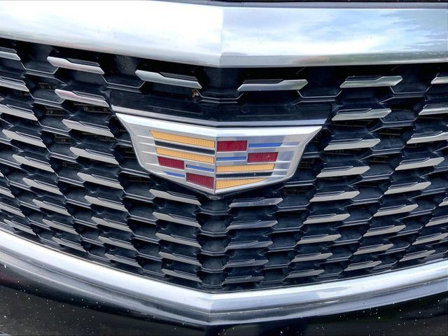 Used 2021 Cadillac XT5 Premium Luxury FWD image 5