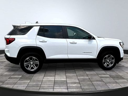Used 2025 GMC Terrain Elevation AWD/4WD image 8