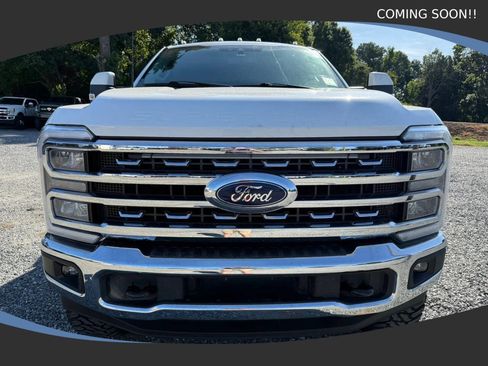 Used 2023 Ford F350 Lariat AWD/4WD image 8