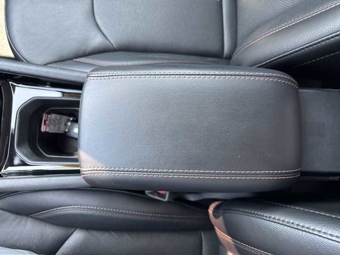 Used 2022 Jeep Compass Limited image 31