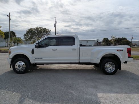 Used 2021 Ford F450 Limited w/ FX4 Off-Road Package AWD/4WD image 7