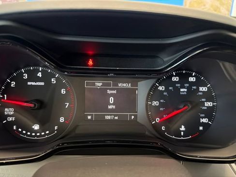 Used 2024 Chevrolet Trax LS w/ LS Convenience Package FWD image 15