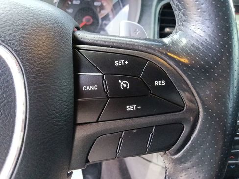 Used 2018 Dodge Charger R/T RWD image 21