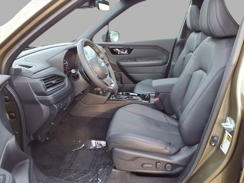 New 2026 Subaru Forester Limited image 9