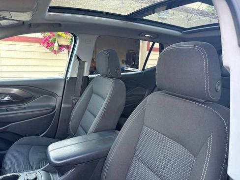 Used 2022 GMC Terrain SLE w/ Driver Convenience Package AWD/4WD image 10