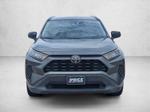 Used 2019 Toyota Corolla SE FWD image 2