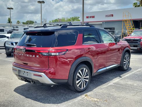 Used 2022 Nissan Pathfinder Platinum w/ Cargo Package FWD image 4