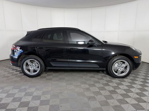 Used 2018 Porsche Macan S AWD/4WD image 8