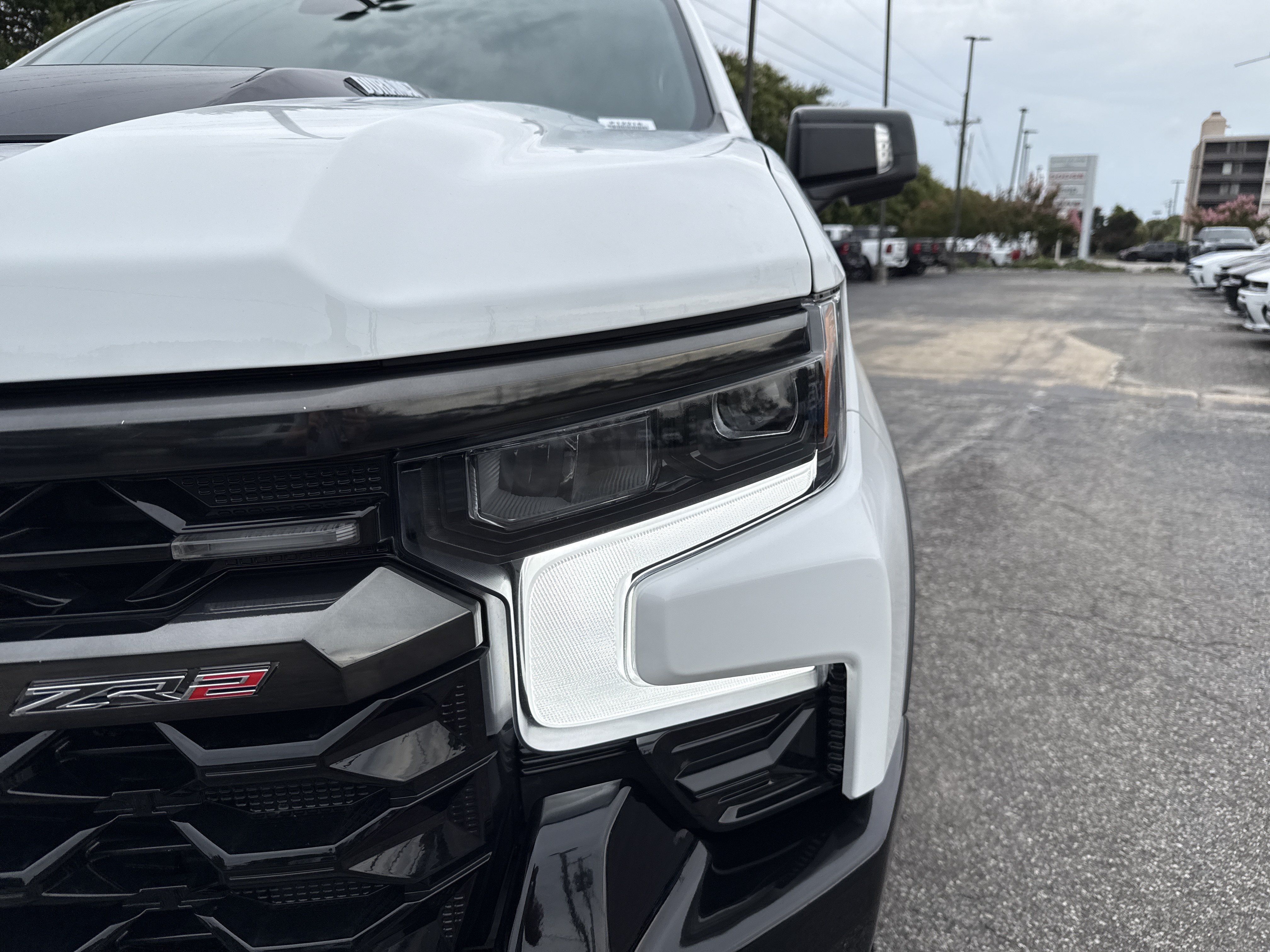 Used 2024 Chevrolet Silverado 1500 ZR2 w/ Technology Package AWD/4WD image 11