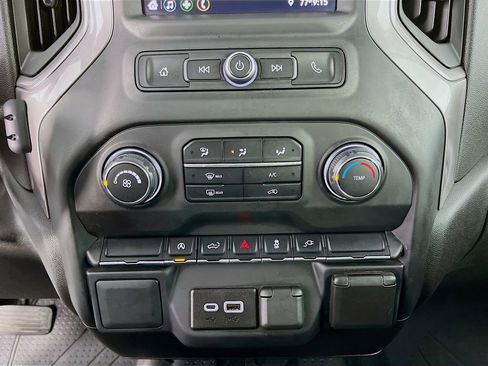 Used 2021 Chevrolet Silverado 1500 Custom w/ Rally Edition image 19