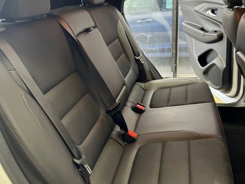 Used 2021 Chevrolet TrailBlazer RS w/ Convenience Package image 12