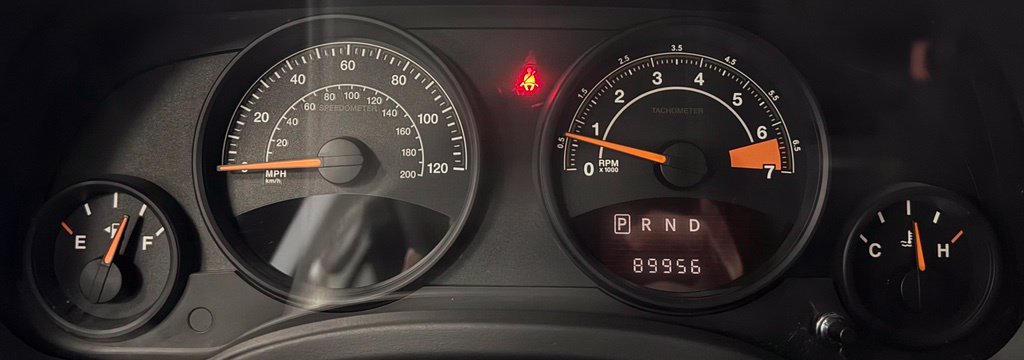 Used 2014 Jeep Compass Sport FWD image 14