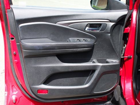 Used 2021 Honda Ridgeline Sport image 15