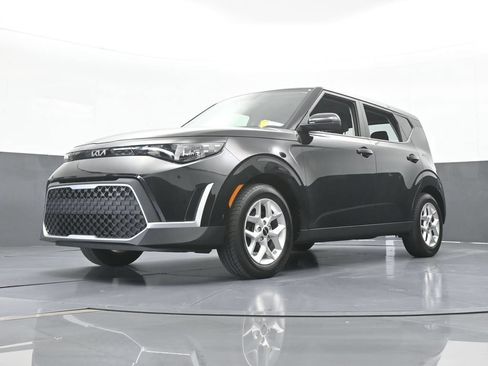 Used 2023 Kia Soul S FWD image 52